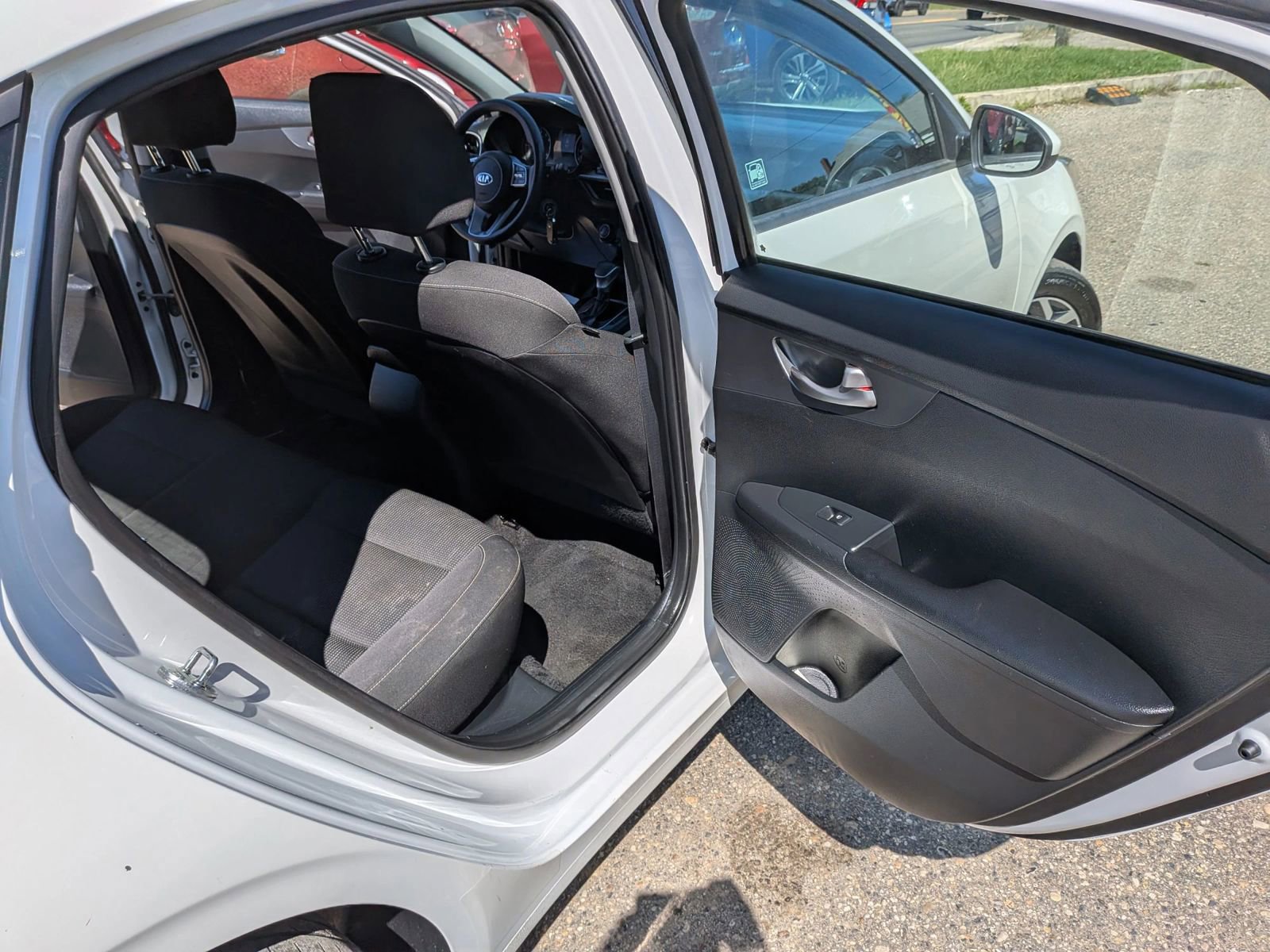 Used 2021 Kia Forte LXS FWD image 28