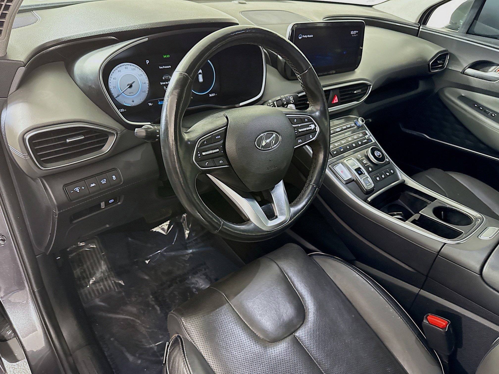 Used 2022 Hyundai Santa Fe Limited FWD image 23
