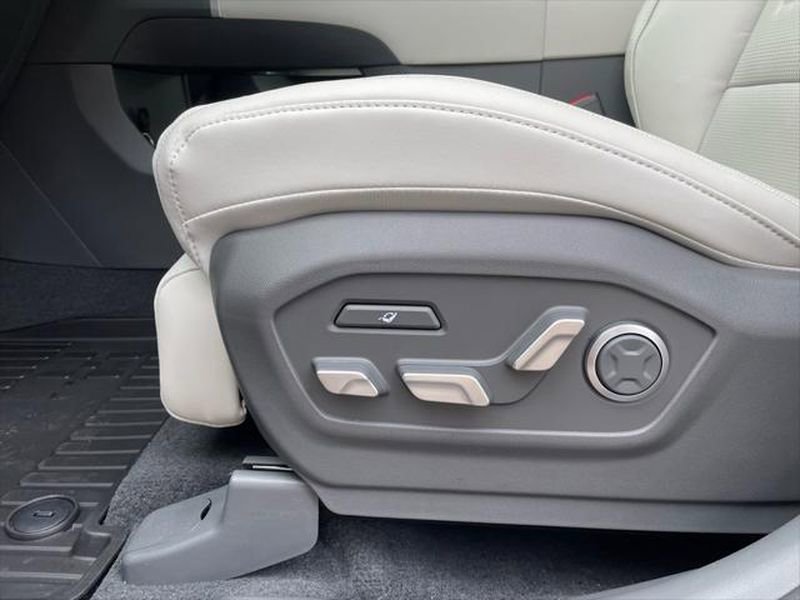 New 2026 Hyundai Santa Fe Calligraphy image 14