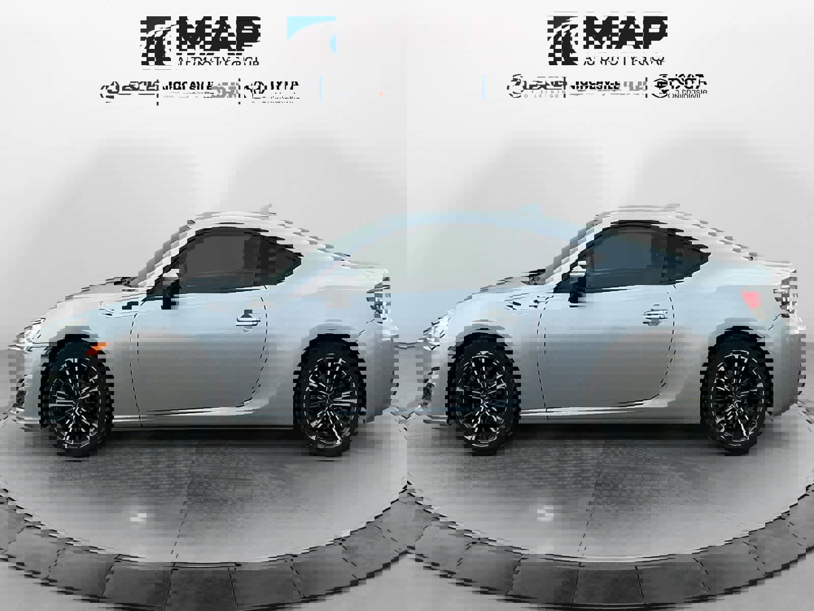 Used 2015 Scion FR-S image 2