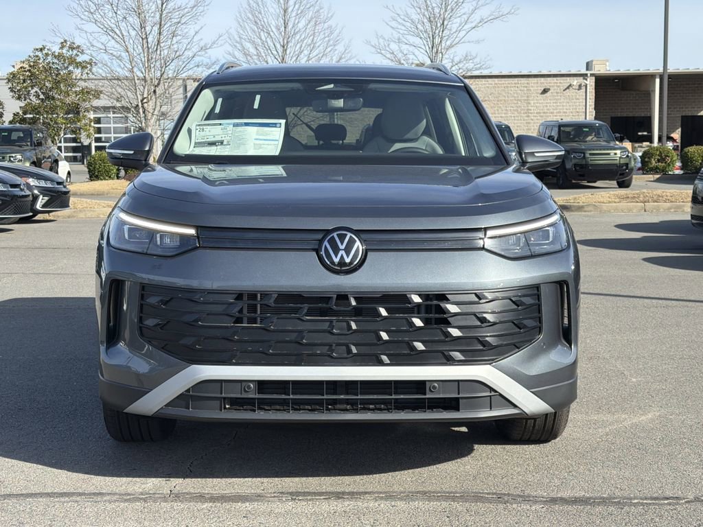 New 2026 Volkswagen Tiguan SE image 8