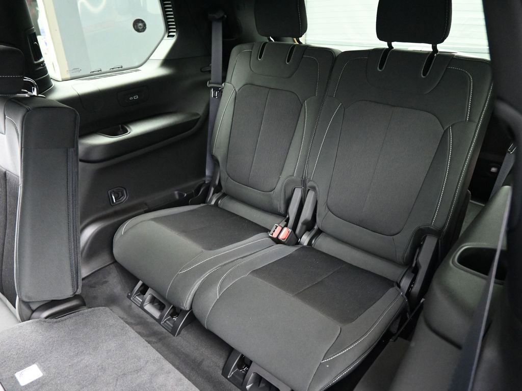 New 2025 Jeep Grand Cherokee L Laredo w/ Luxury Tech Group I image 14