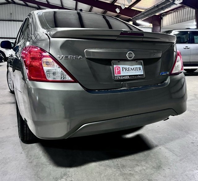 Used 2015 Nissan Versa S Plus image 4