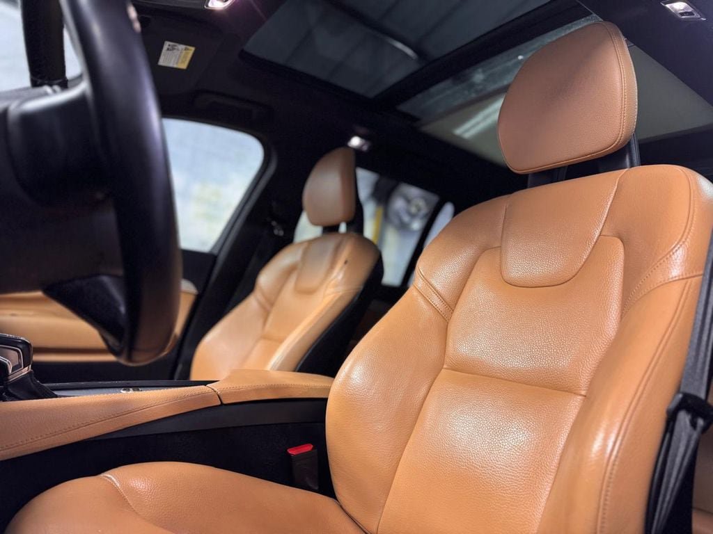 Used 2017 Volvo XC90 T6 Momentum w/ Vision Package AWD/4WD image 17