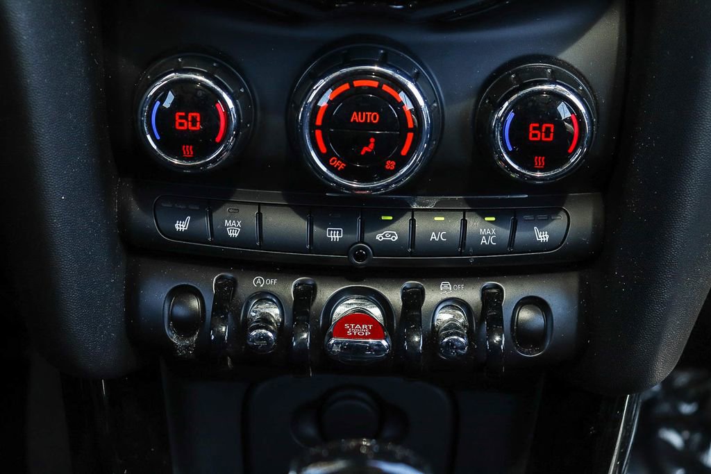 Used 2023 MINI Cooper 4-Door Hardtop FWD image 22
