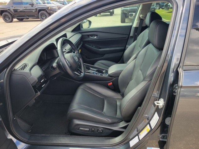 Used 2024 Honda Accord Touring image 10