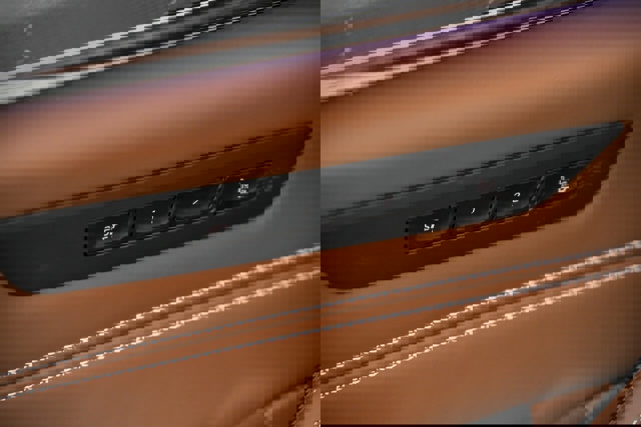 Used 2021 BMW M5 w/ Competition Package image 19