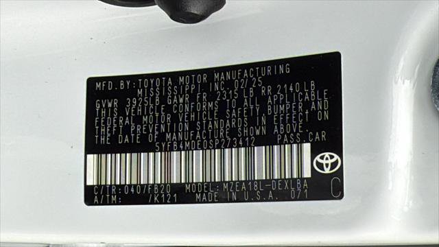 Certified 2025 Toyota Corolla LE FWD image 31