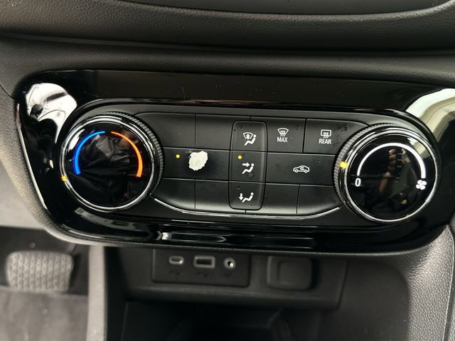 Used 2023 Buick Encore GX Preferred FWD image 26