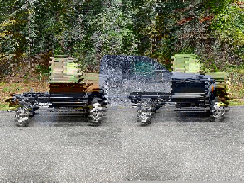 New 2026 Ford F450 XLT image 4