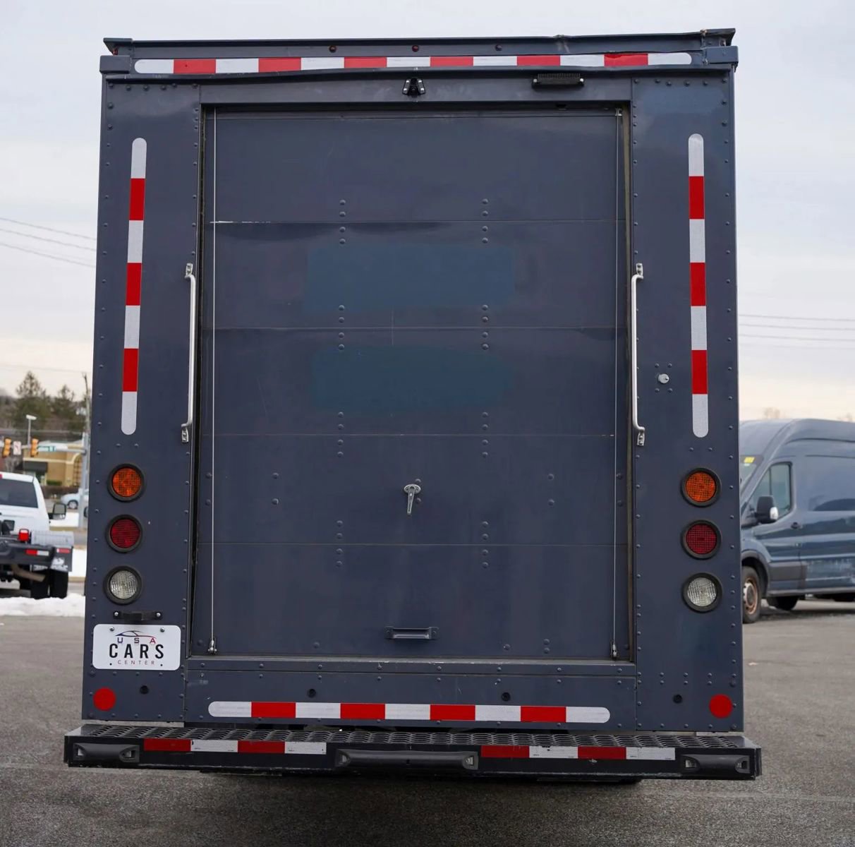 Used 2021 Ford Transit 350 DRW RWD image 7
