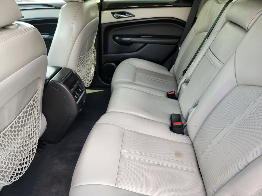 Used 2013 Cadillac SRX Luxury w/ Driver Awareness Package FWD image 31