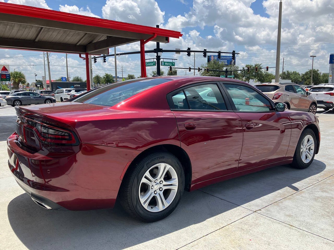 Used 2019 Dodge Charger SXT w/ Leather Interior Group RWD image 5