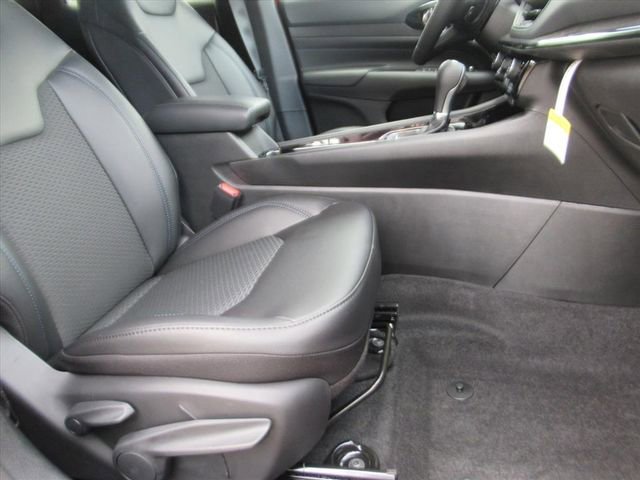 New 2026 Jeep Compass Latitude image 9