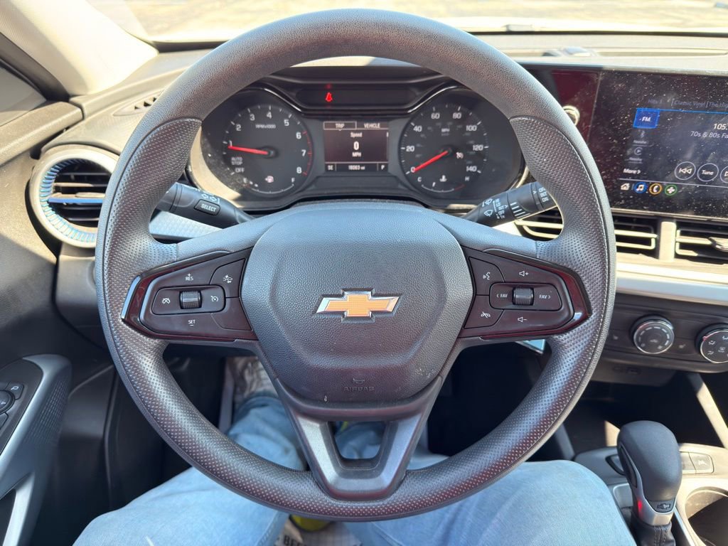 Used 2024 Chevrolet Trax LS w/ LS Convenience Package image 36