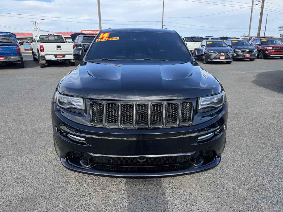 Used 2014 Jeep Grand Cherokee SRT8 w/ Luxury Group II AWD/4WD image 2