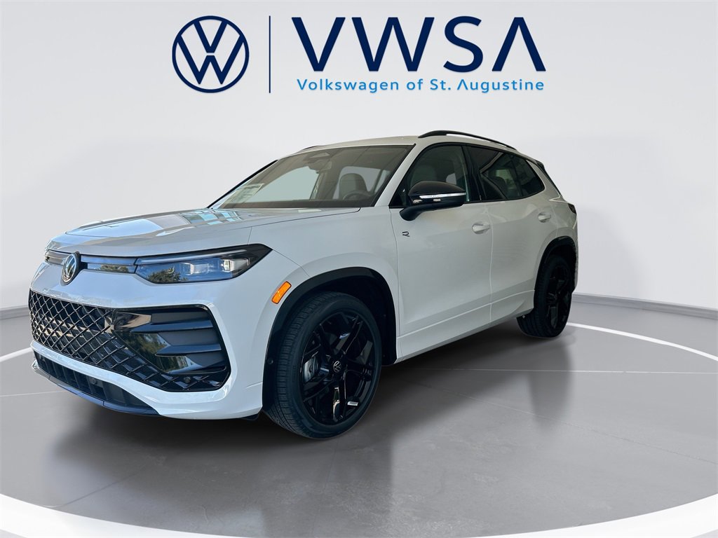 New 2026 Volkswagen Tiguan SE R-Line image 3