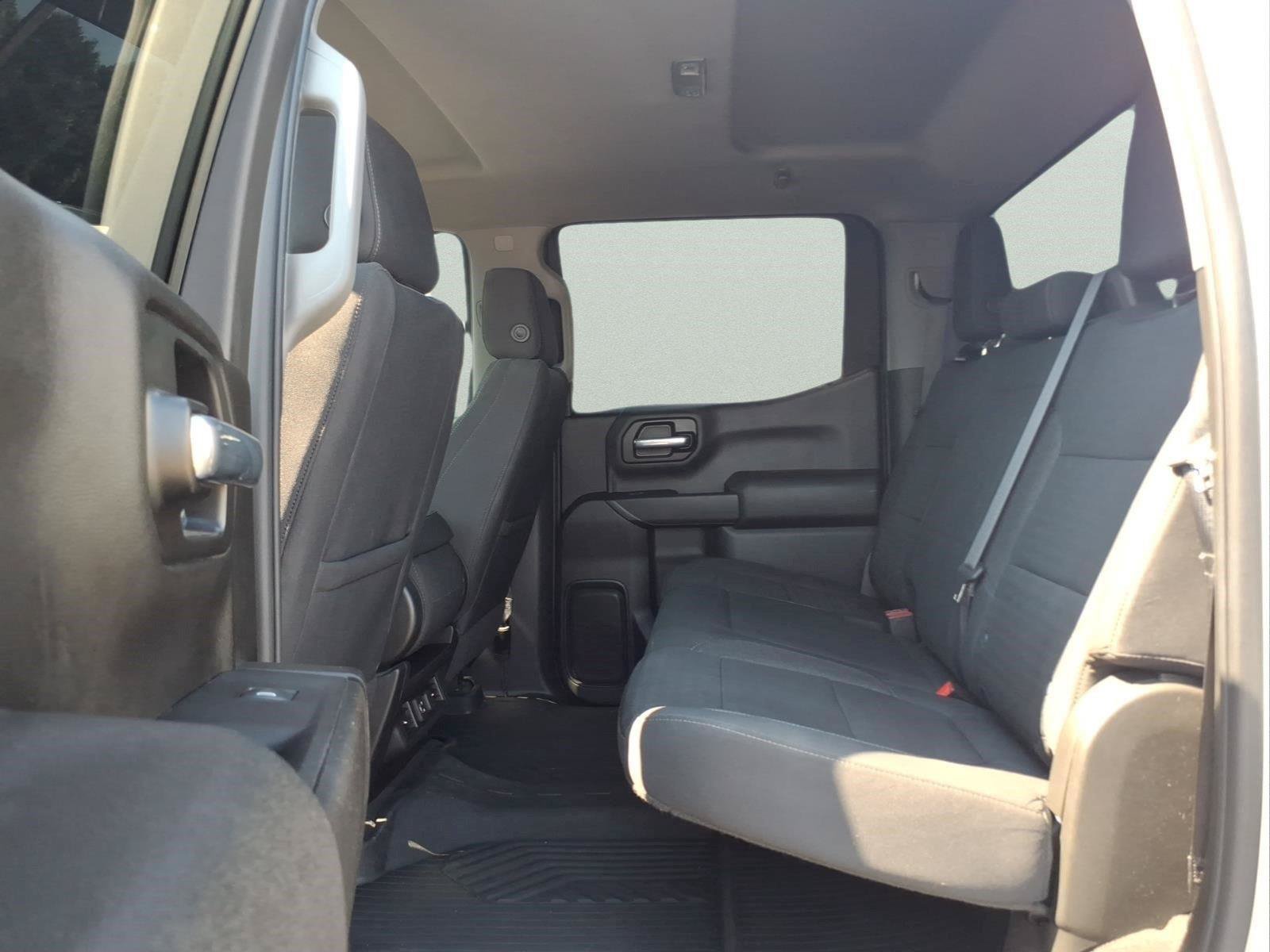 Used 2021 Chevrolet Silverado 1500 LT AWD/4WD image 11