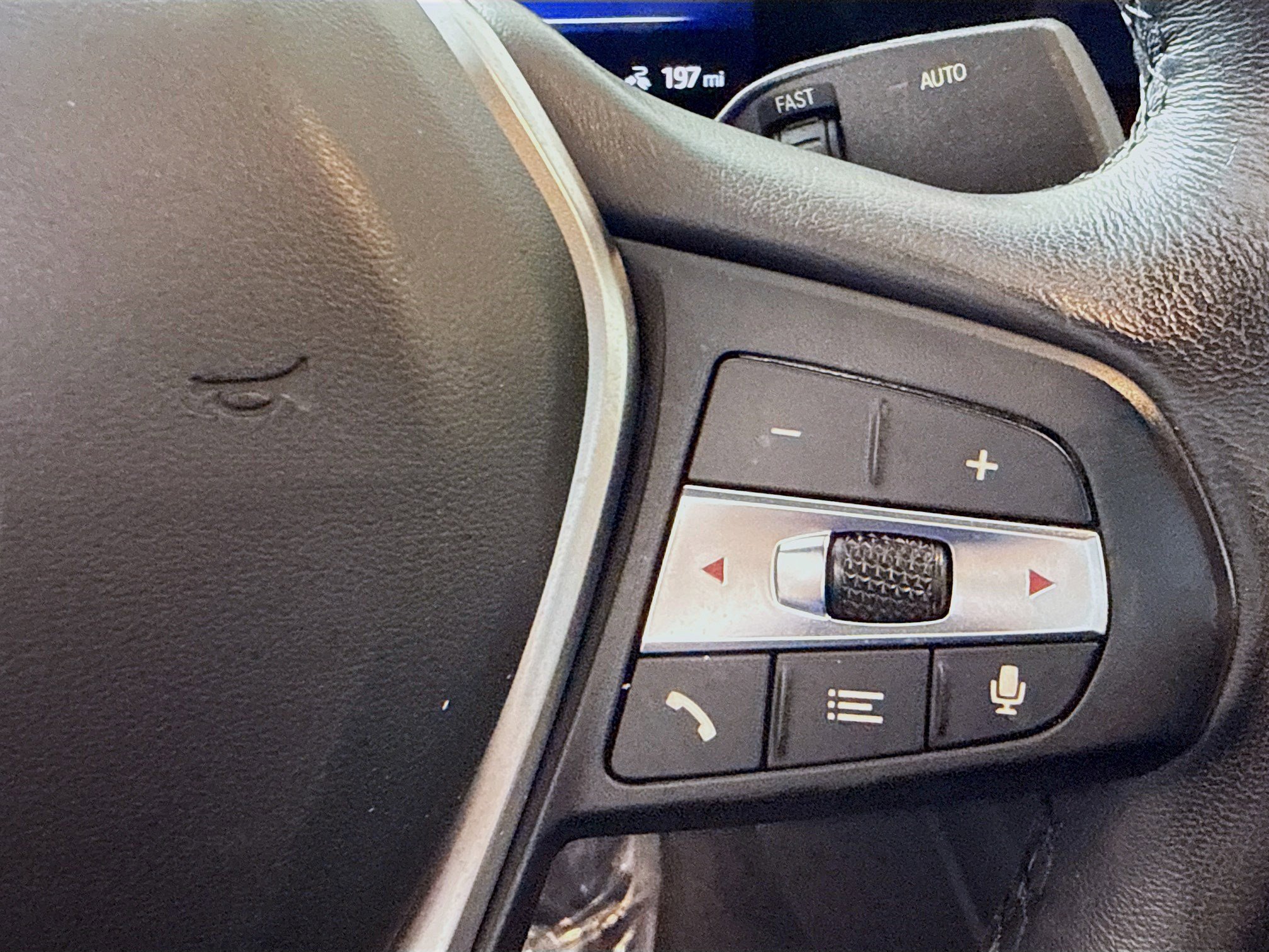 Used 2023 BMW i4 eDrive40 RWD image 15