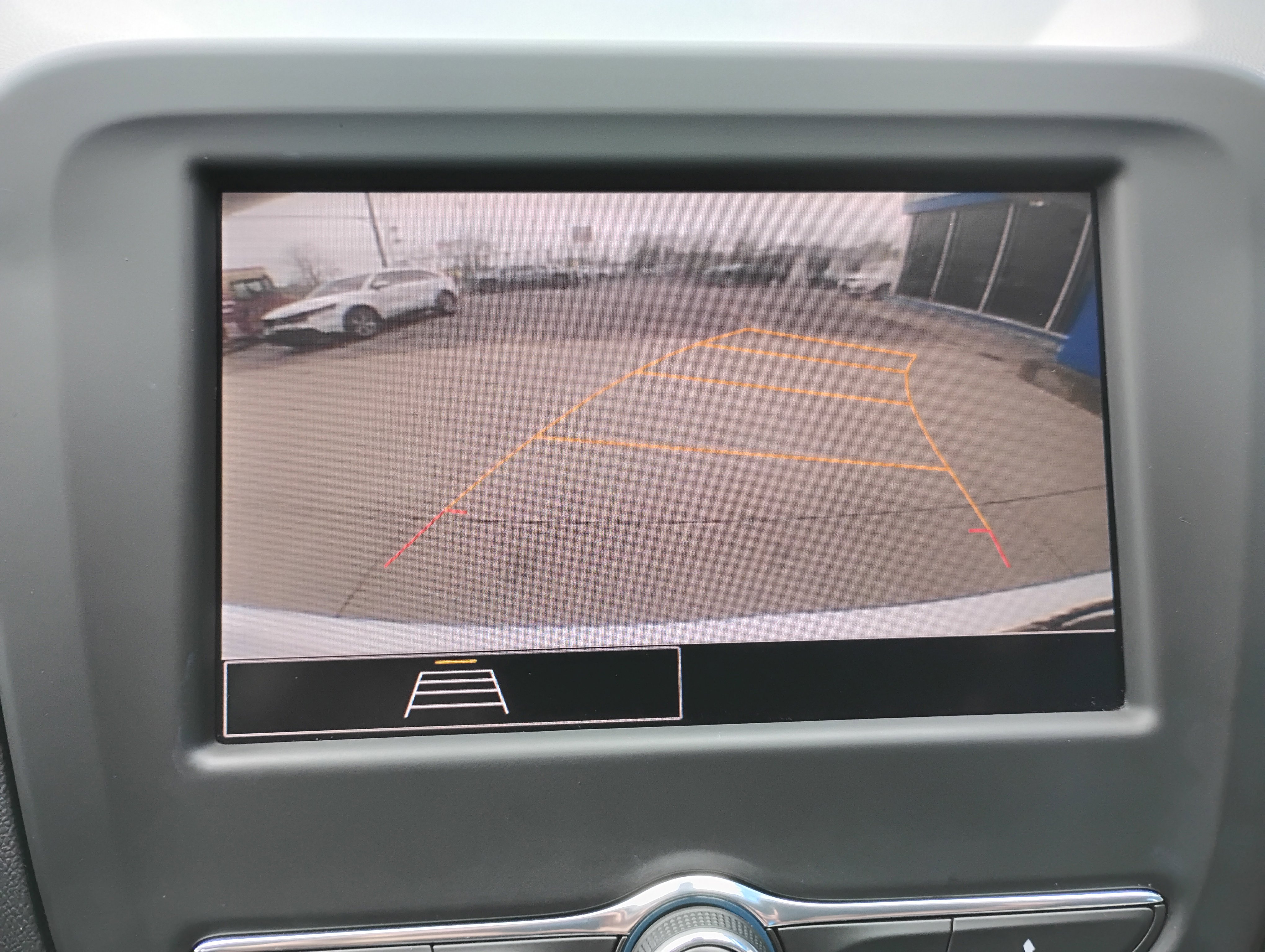 Used 2022 Chevrolet Equinox LT FWD image 6