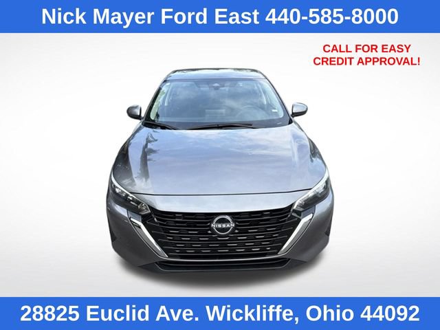 Used 2024 Nissan Sentra SV FWD image 2