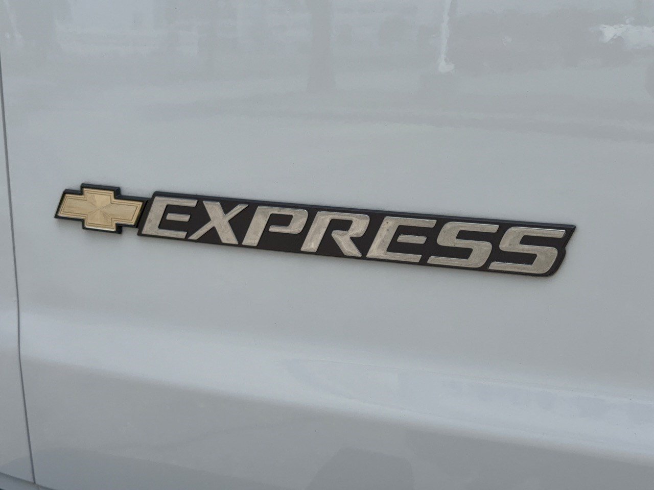 Certified 2025 Chevrolet Express 2500 w/ Driver Convenience Package RWD image 32