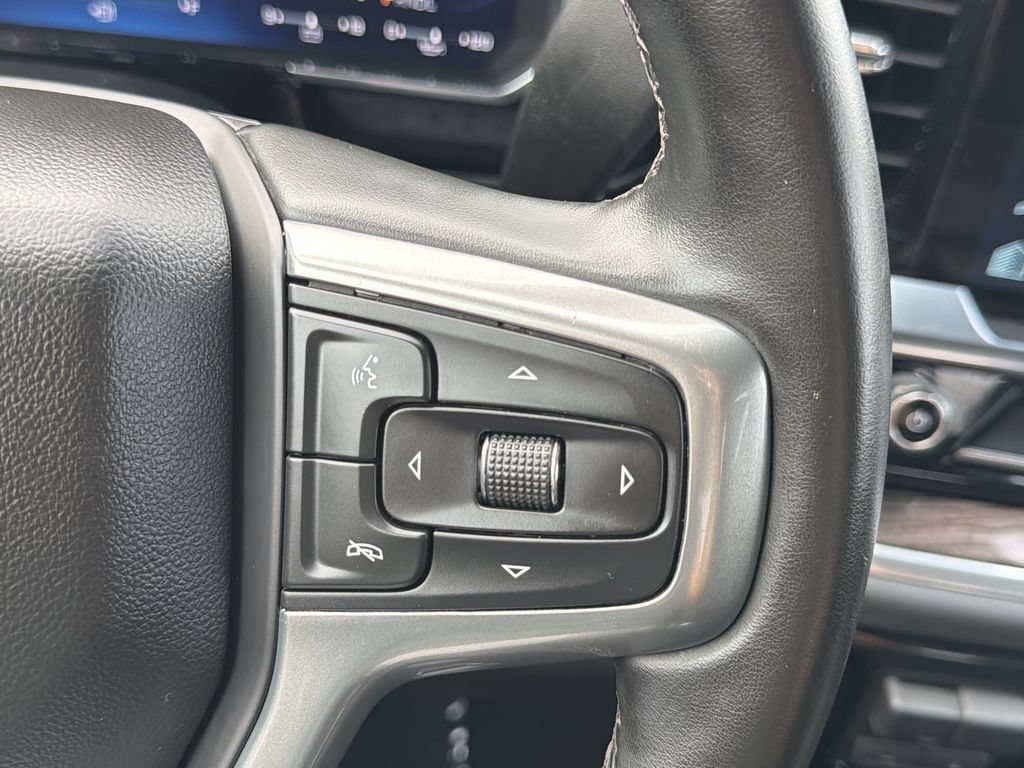 Used 2026 Chevrolet Silverado 1500 LT AWD/4WD image 9