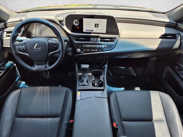 Used 2025 Lexus ES 300h w/ Premium Package FWD image 19