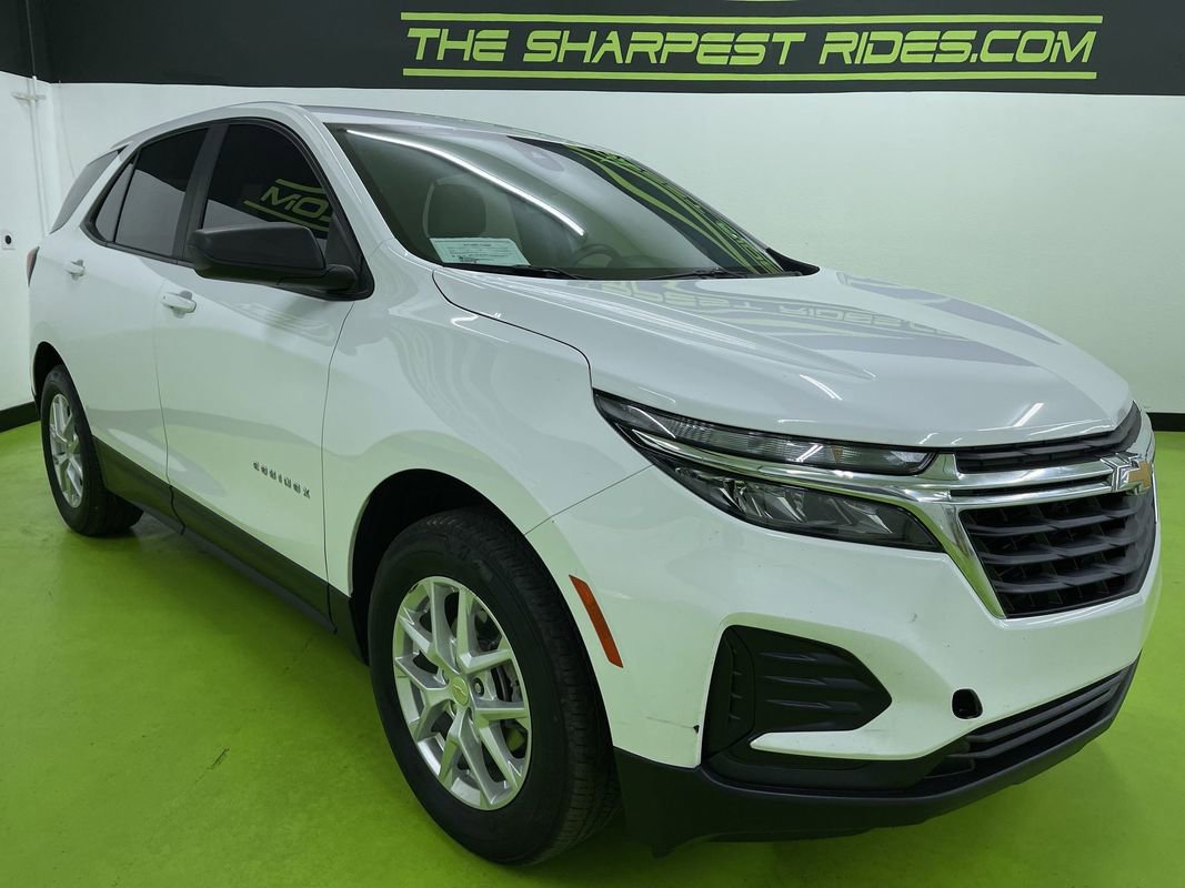 Used 2024 Chevrolet Equinox LS image 2