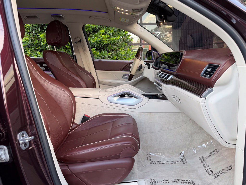 Used 2022 Mercedes-Benz Maybach GLS 600 4MATIC image 33