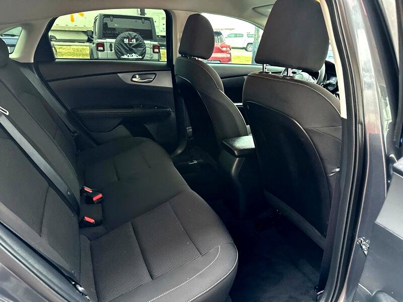 Used 2020 Kia Forte LXS image 5