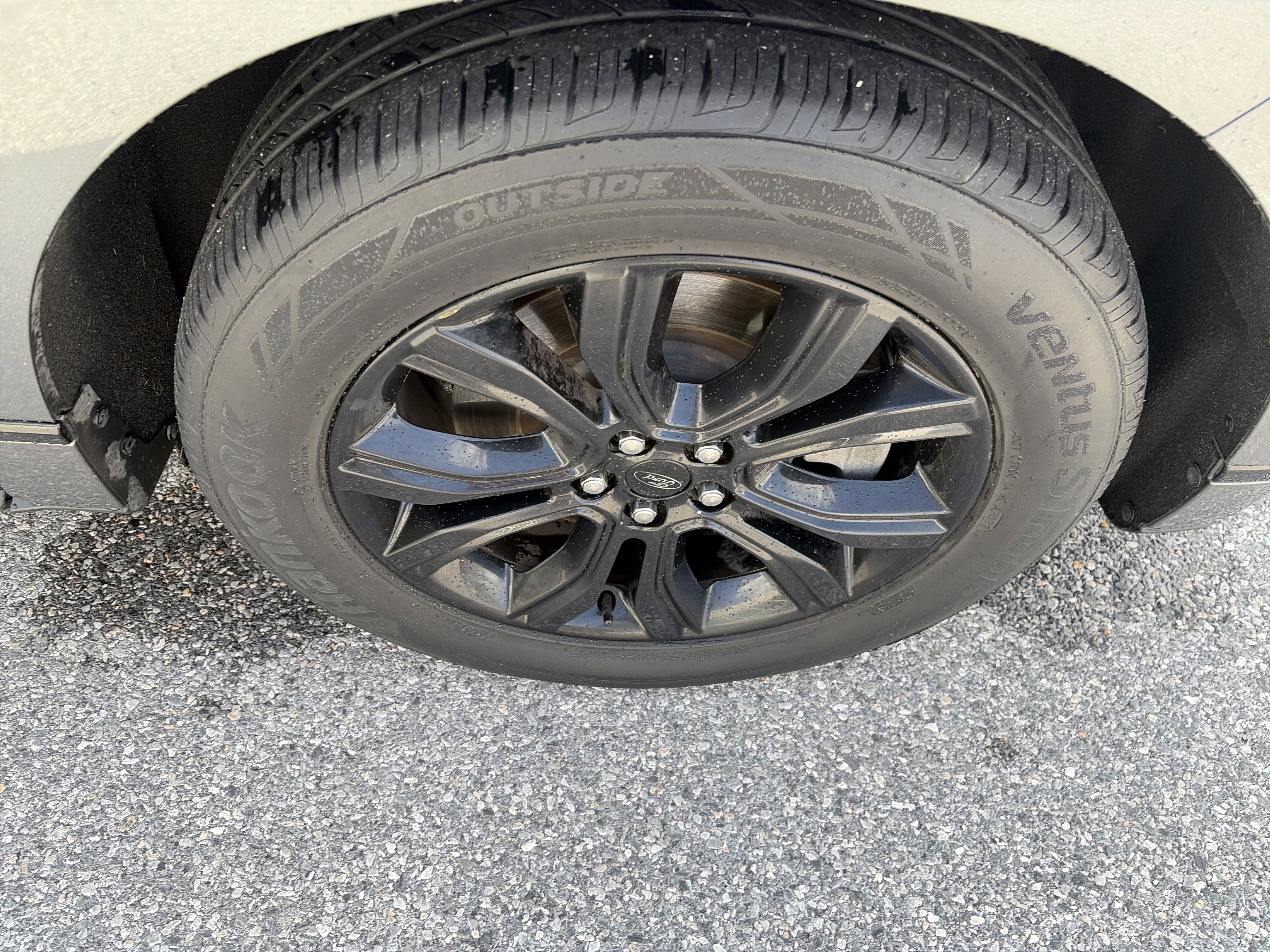 Used 2022 Ford Edge SE w/ Black Appearance Package image 15