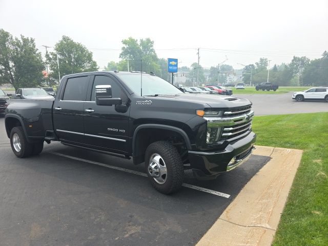 Used 2021 Chevrolet Silverado 3500 High Country w/ LPO, Hitch Package AWD/4WD image 15