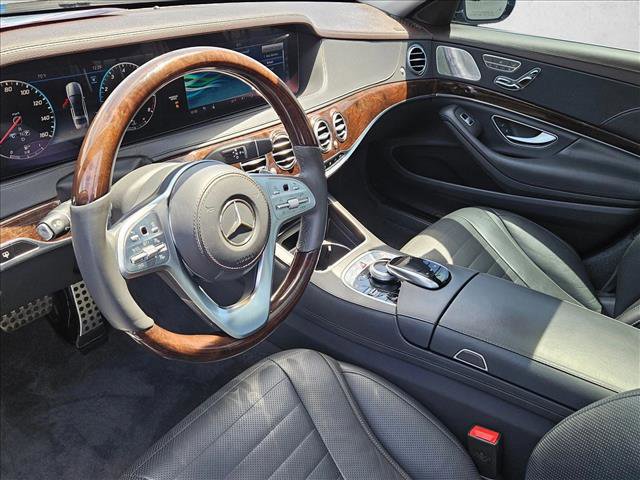 Used 2018 Mercedes-Benz S 560 Sedan image 10