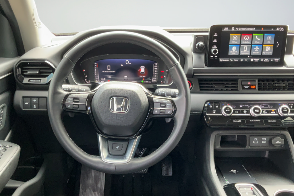 Used 2024 Honda Pilot Elite image 12