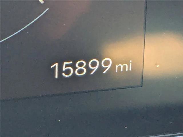 Used 2025 Hyundai Santa Cruz Limited image 11