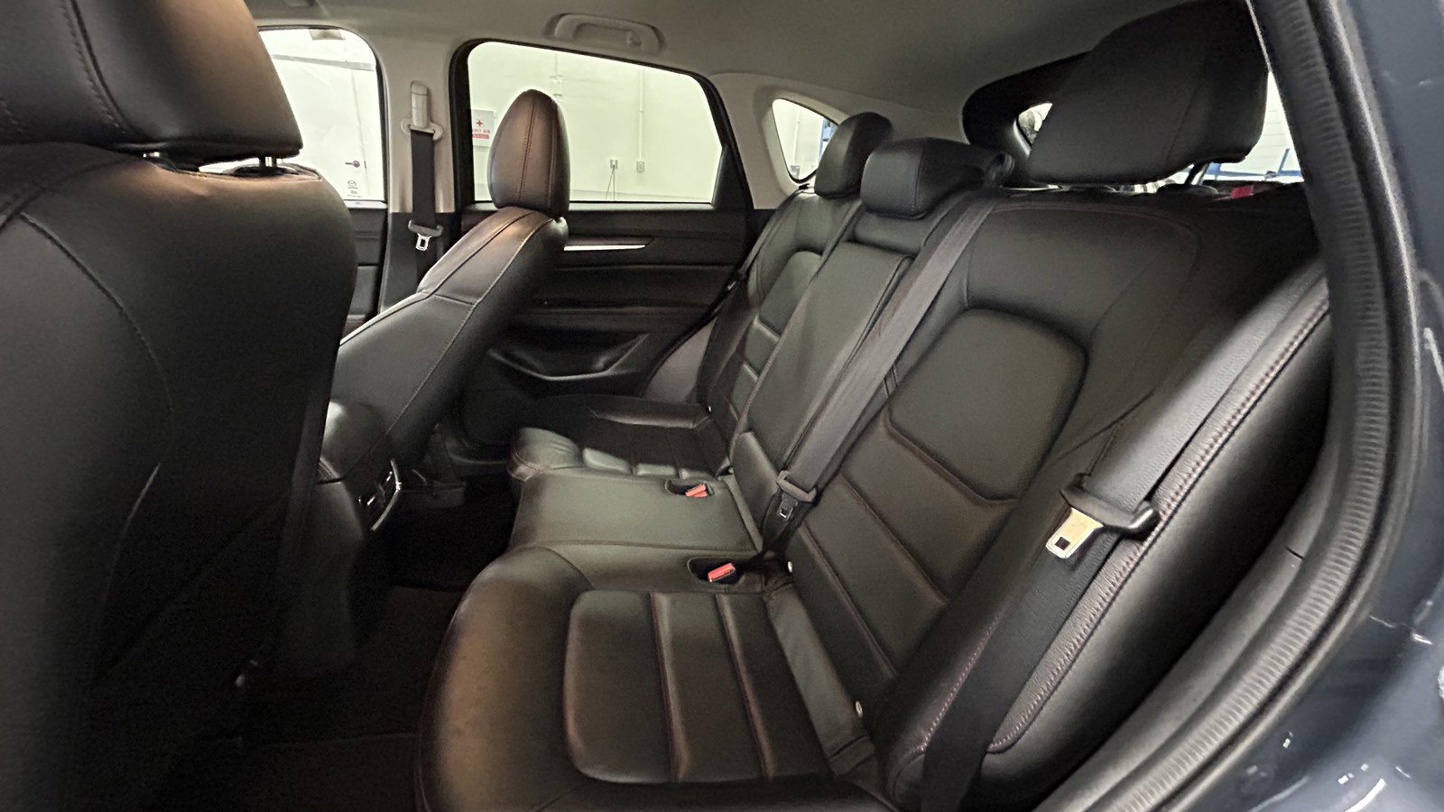 Used 2024 MAZDA CX-5 Carbon Edition image 14
