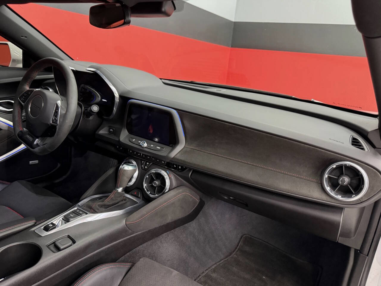 Used 2017 Chevrolet Camaro ZL1 image 40