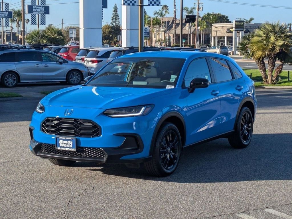 Certified 2026 Honda HR-V Sport image 4