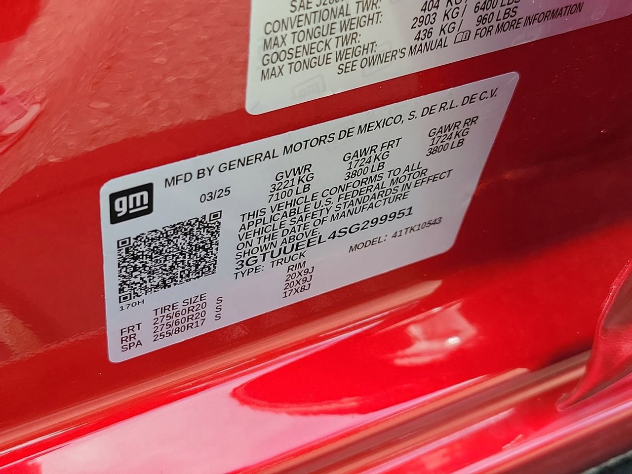 Used 2025 GMC Sierra 1500 AT4 w/ AT4 Premium Package image 32