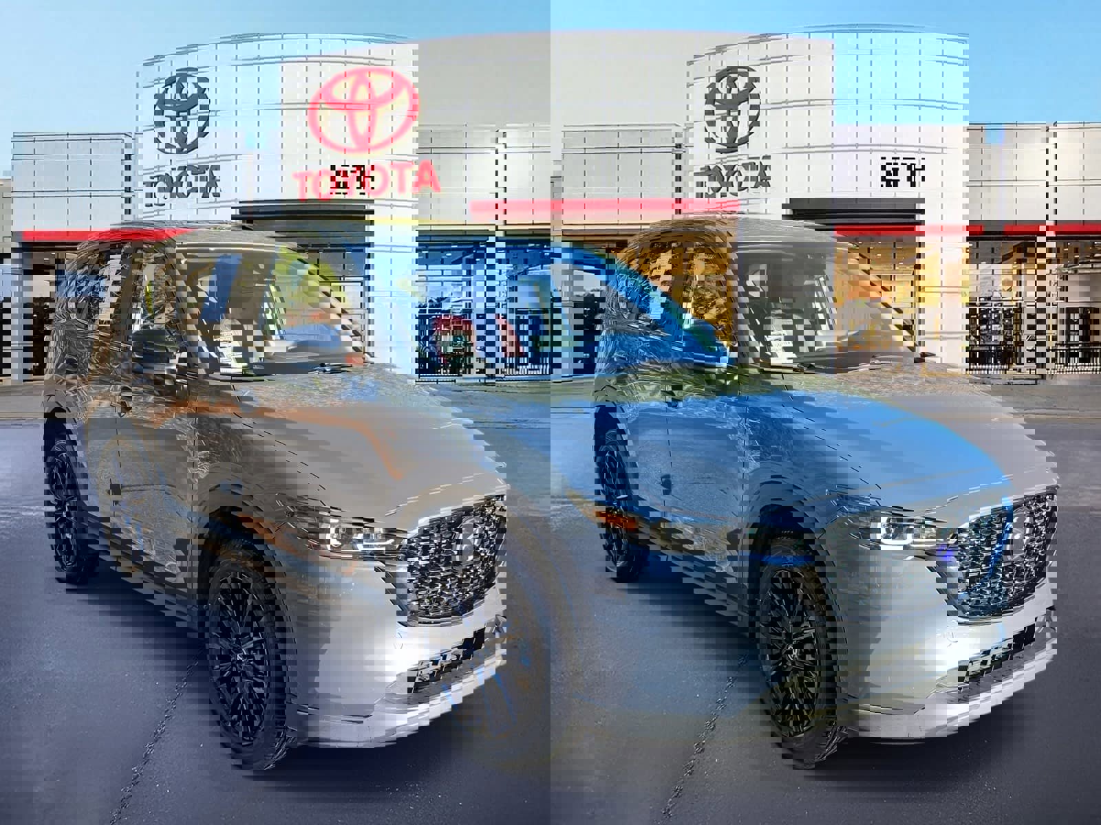 Used 2023 MAZDA CX-5 Carbon Edition image 3