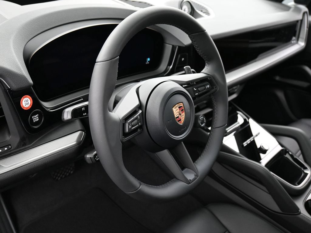 New 2026 Porsche Cayenne E-Hybrid Coupe AWD/4WD image 17