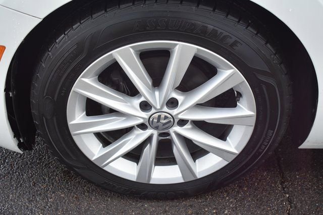 Used 2018 Volkswagen Beetle 2.0T Coast image 39