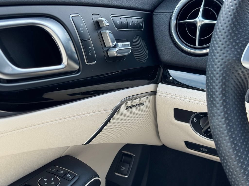 Certified 2019 Mercedes-Benz SL 550 image 9
