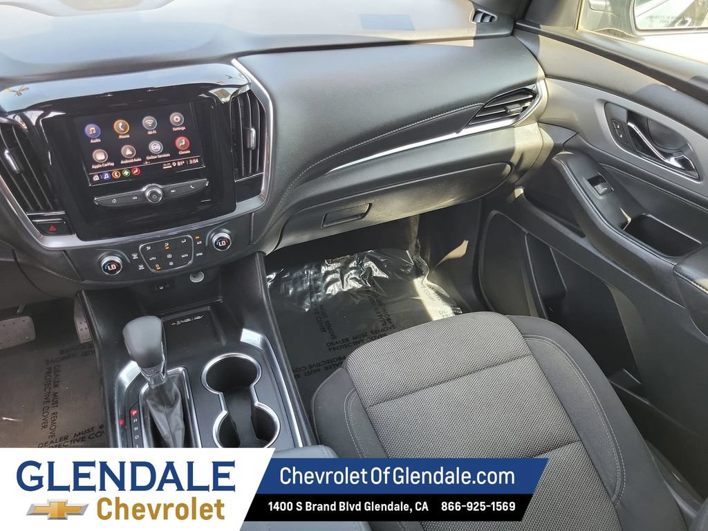 Certified 2023 Chevrolet Traverse LT FWD image 24