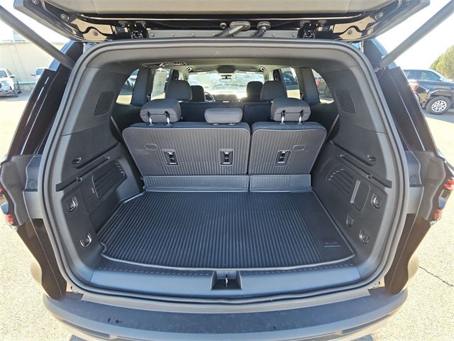 New 2026 GMC Acadia Elevation image 16