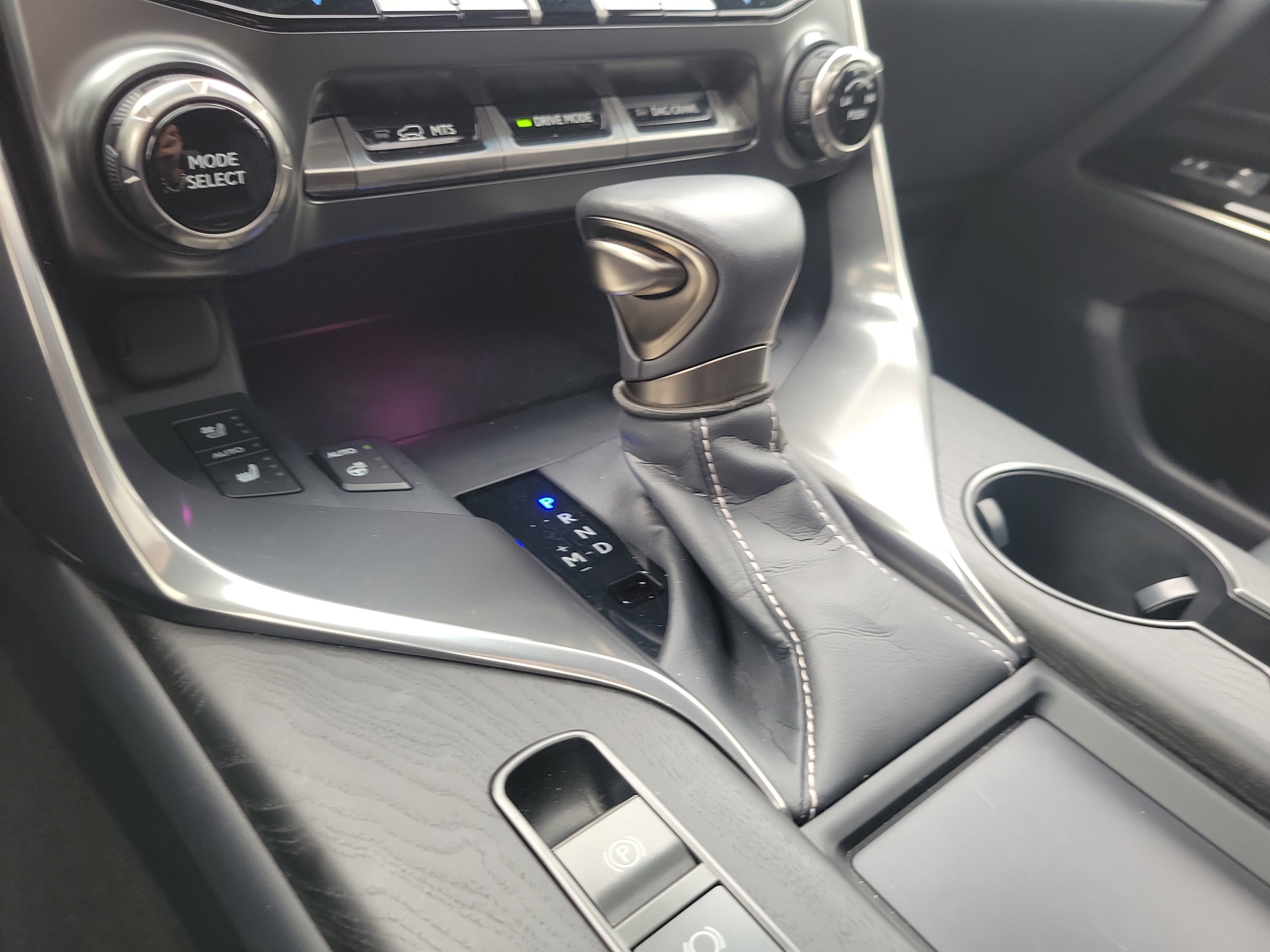 Used 2024 Lexus LX 600 LX 600 Premium 4WD image 24