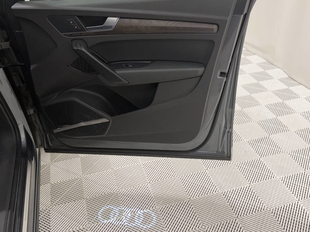 Used 2018 Audi Q5 2.0T Premium Plus image 24