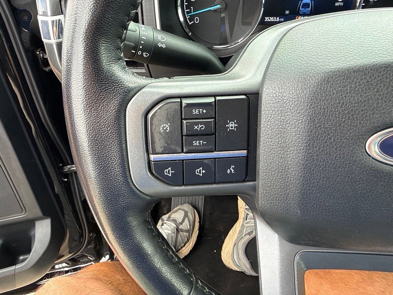Used 2022 Ford F150 XLT w/ Equipment Group 302A High AWD/4WD image 28