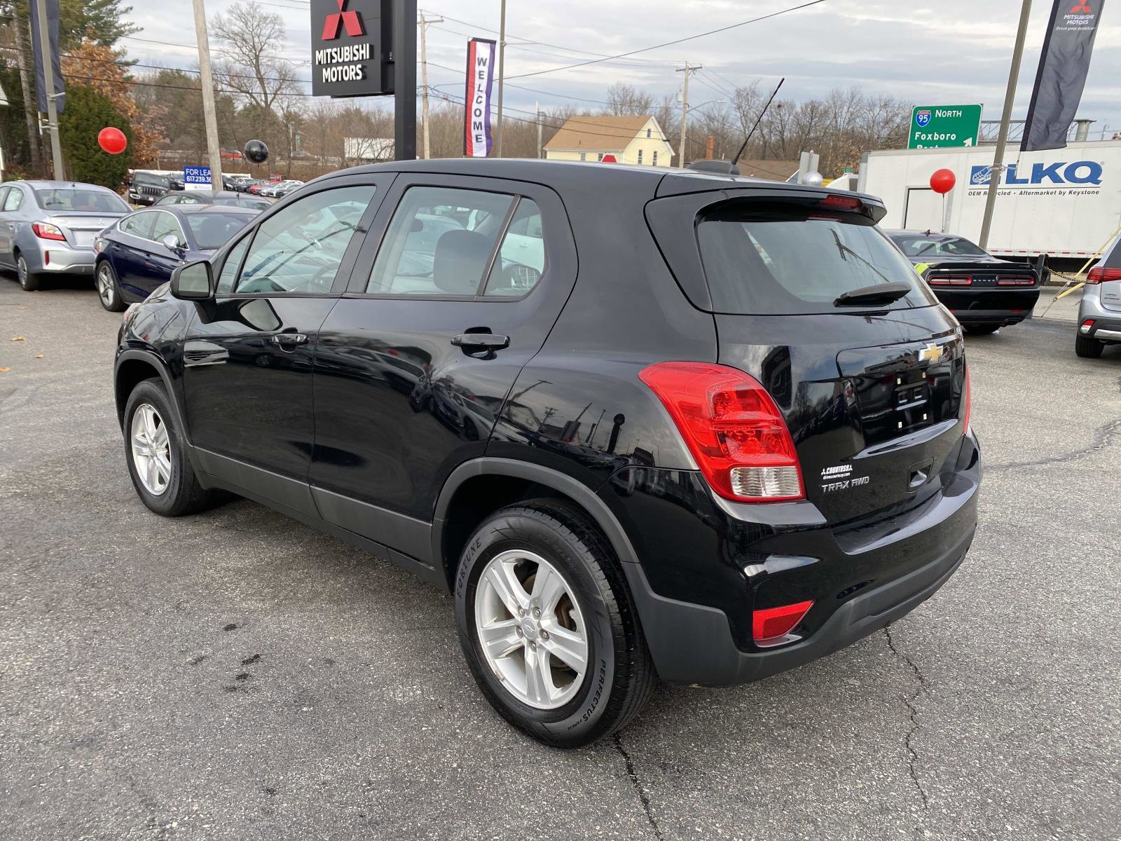 Used 2019 Chevrolet Trax LS image 3